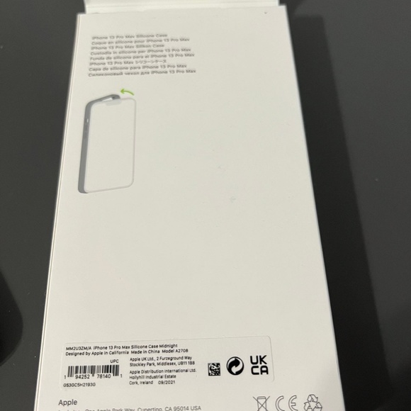 iPhone 13 Pro Max Silcone case - Picture 2 of 4